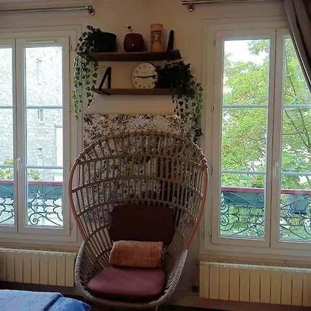 Montmartre Quiet Relaxing 아파트